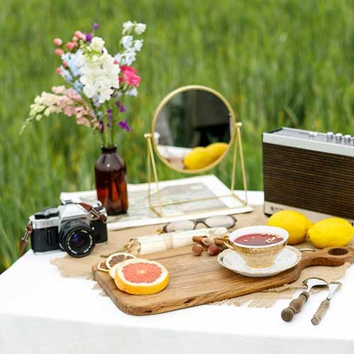 <b>Outdoor Catering</b><br>
Be it a picnic, garden party, or open-air wedding, we specialize in large-scale outdoor catering setups with full buffet arrangements, seating, and décor.